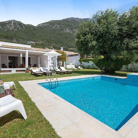 Villa Piedra Del Mar Beachfront By Villa2Be Barbati Bagian luar foto