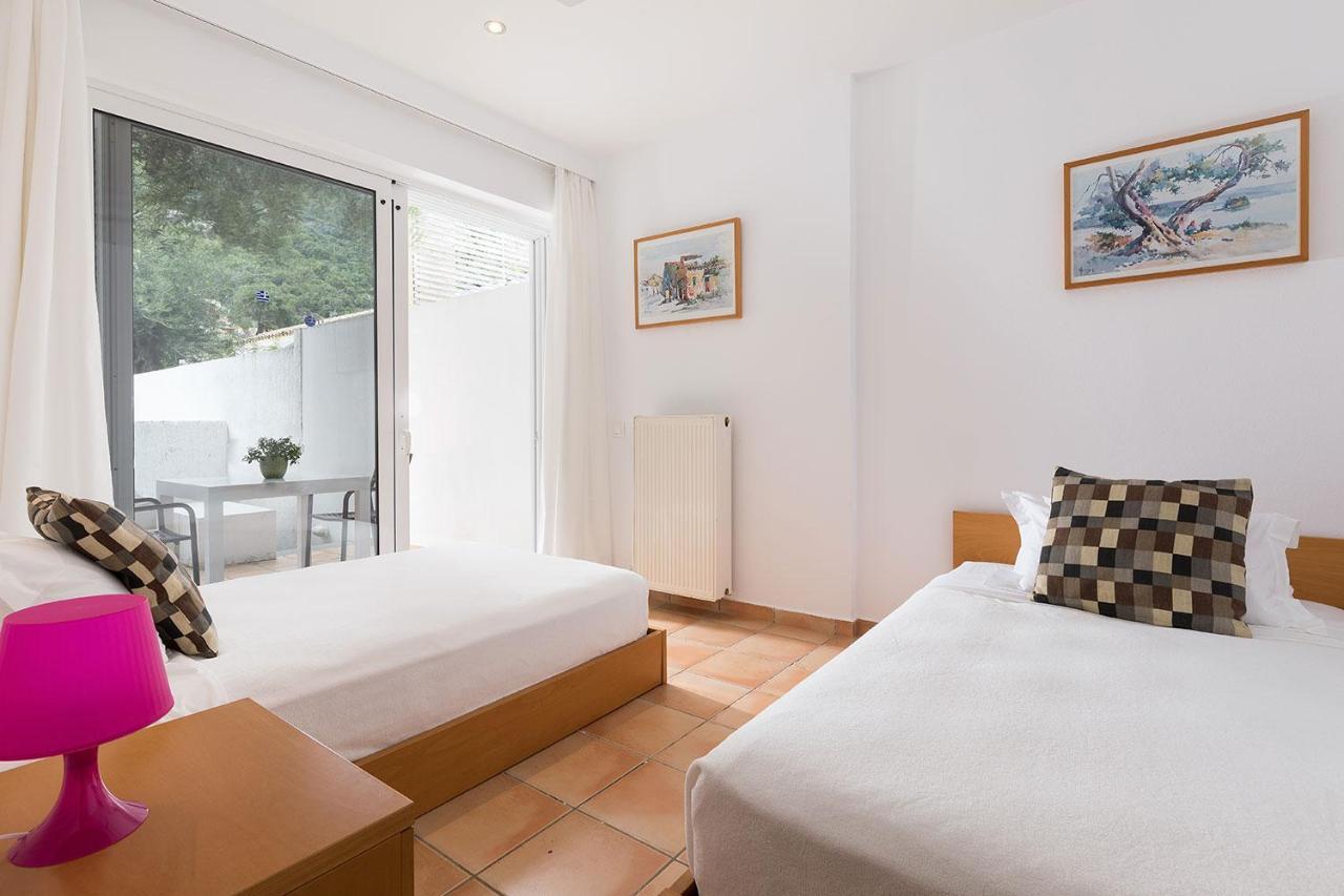 Villa Piedra Del Mar Beachfront By Villa2Be Barbati Bagian luar foto