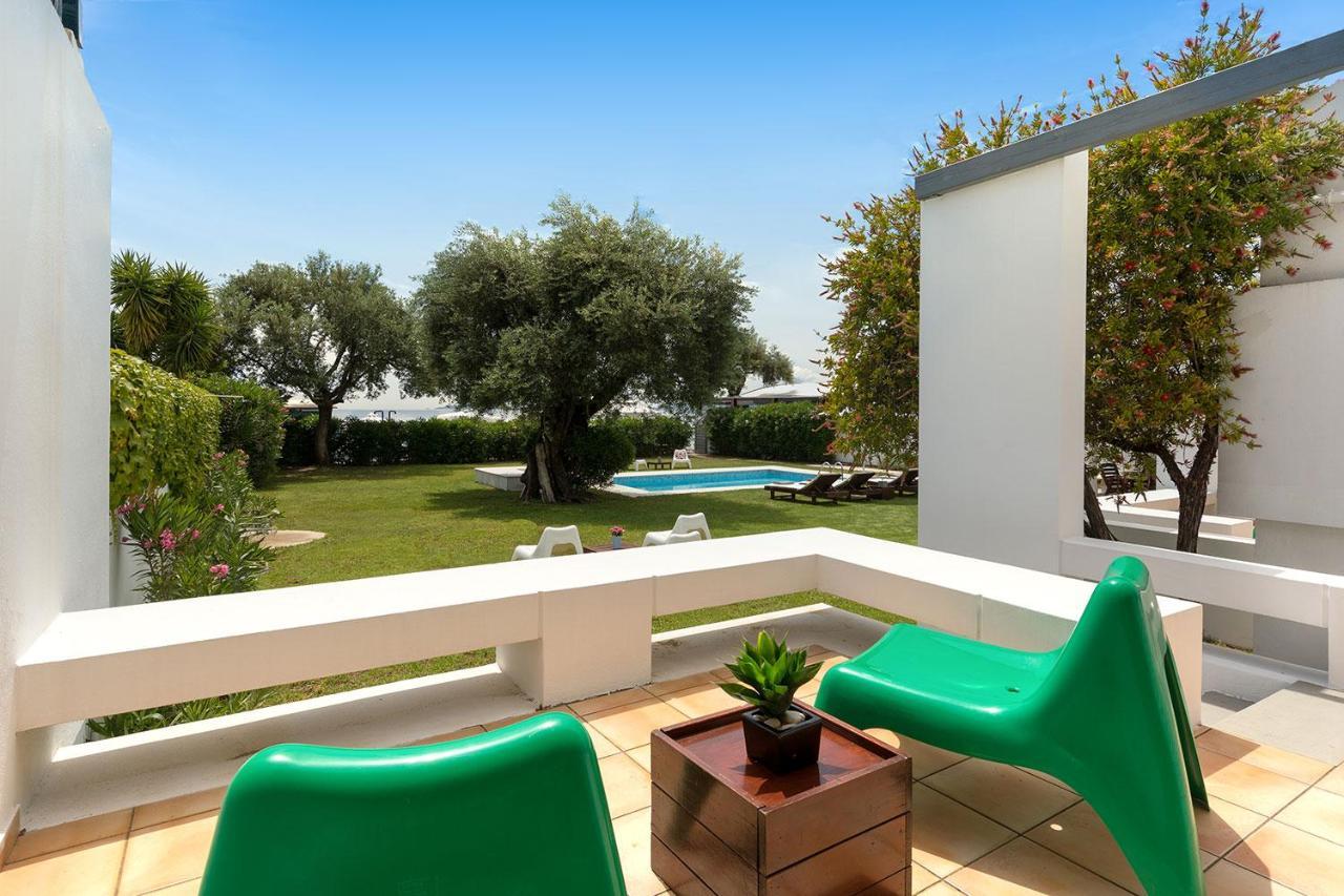 Villa Piedra Del Mar Beachfront By Villa2Be Barbati Bagian luar foto